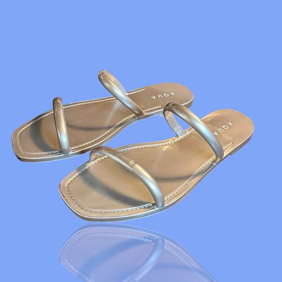 NWT Aqua Silver Metallic Slip-On Jelly Sandals in “Prata Metalized” Size 8 - Picture 1 of 13